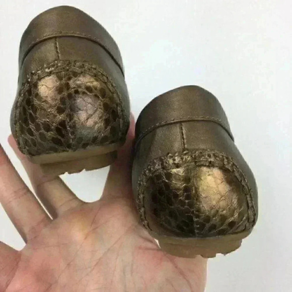 Baretraps Kieran Bronze Snakeskin Print Loafers - Picture 6 of 8